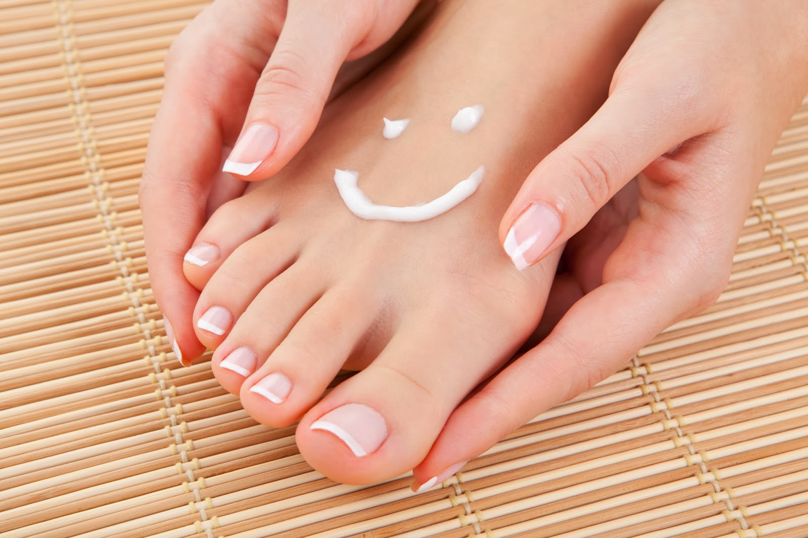 Clean and healthy toenail